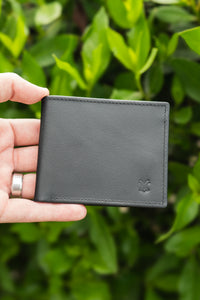 SUPER SLIM MAGNETIC WALLET