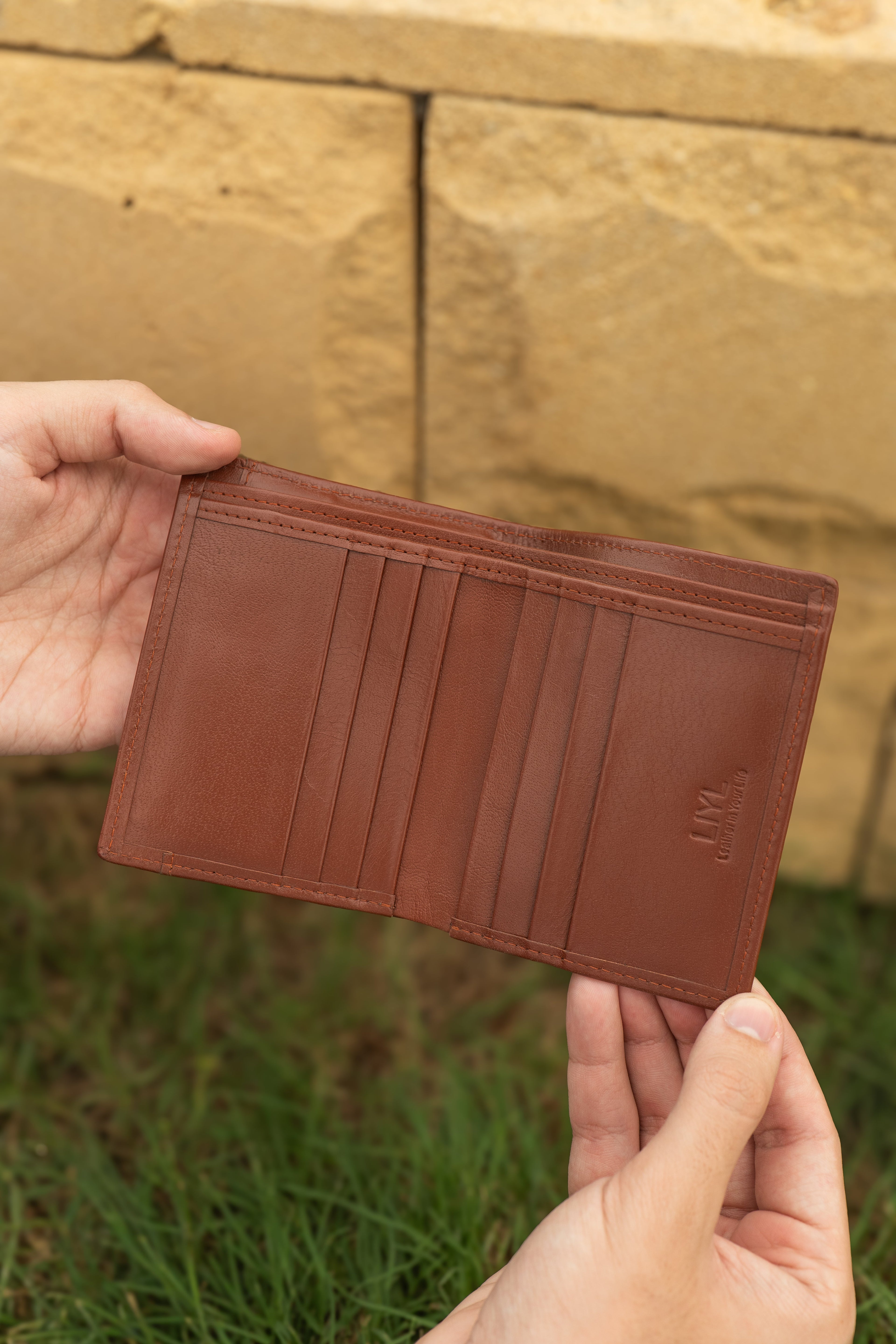WALLET WITH CARDHOLDER