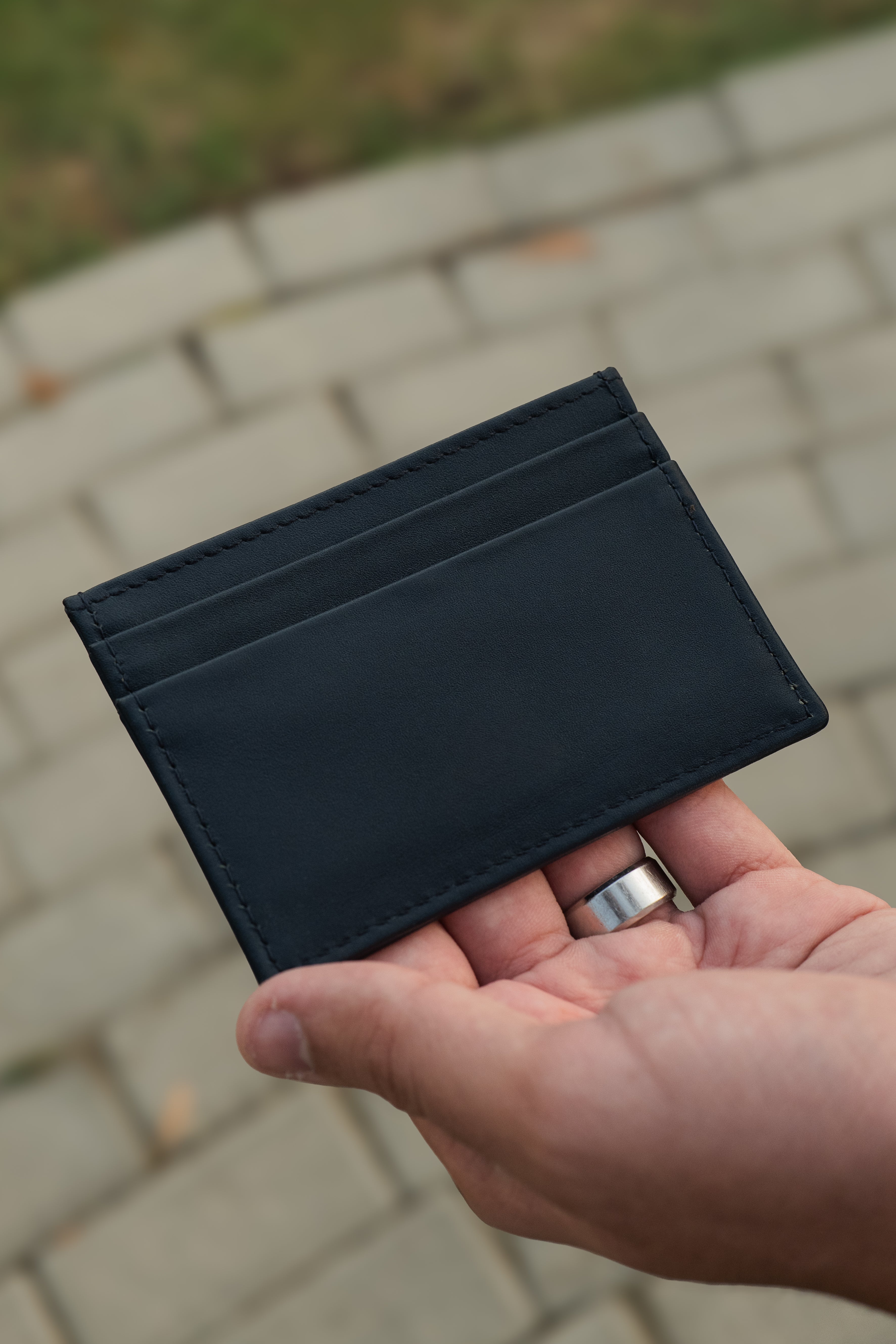 SMALL CARDHOLDER
