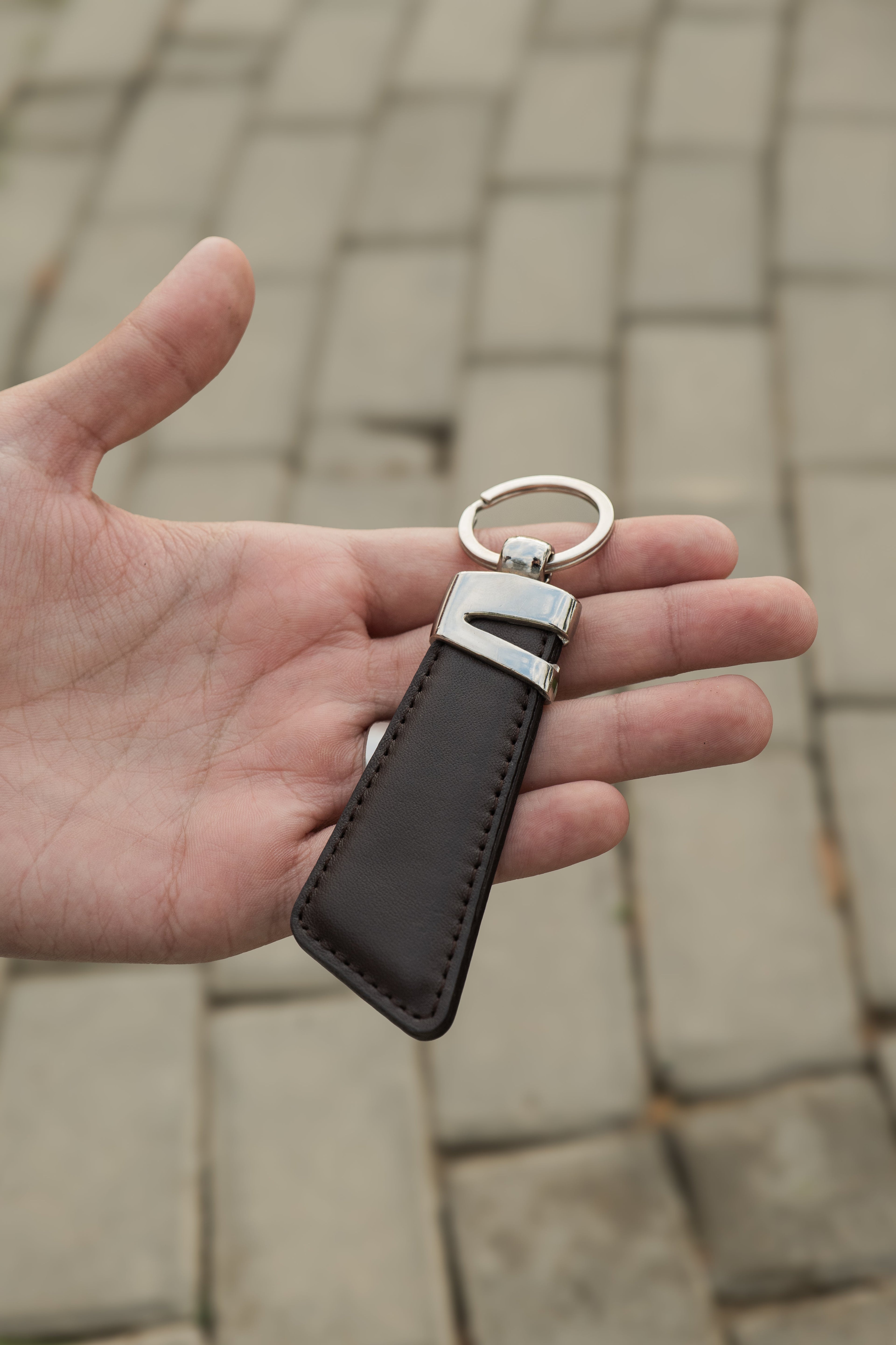 LONG KEYCHAIN